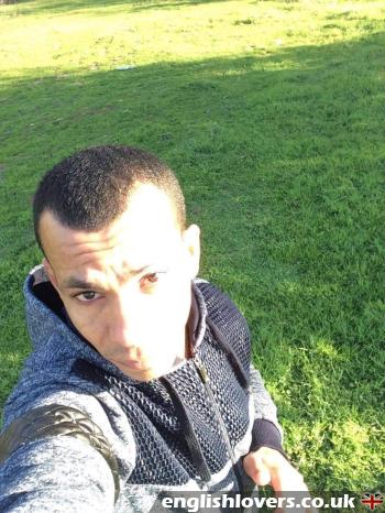 hazard - date a English, 100% free hazard