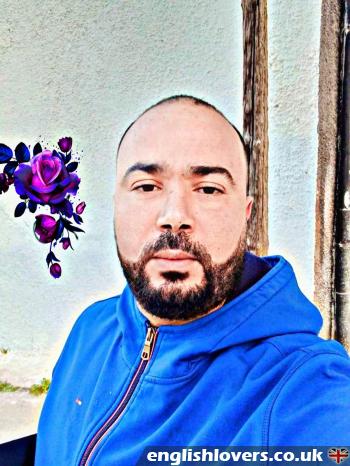 bouga87 - date a English, 100% free bouga87