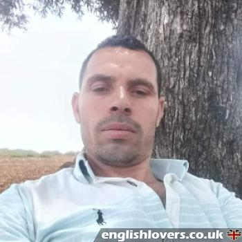 hassan10 - date a English, 100% free hassan10