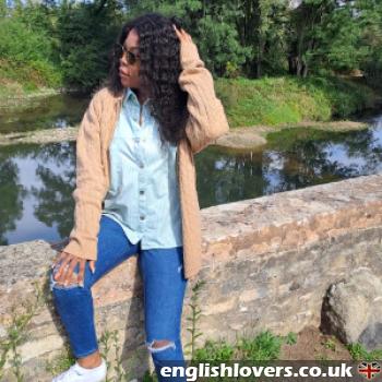 nadia - date a English, 100% free nadia