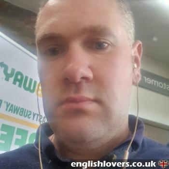 wesley39 - date a English, 100% free wesley39