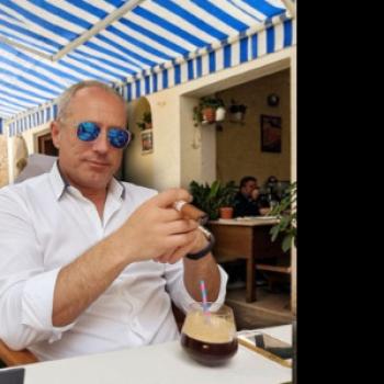 desmondera spoofed photo banned on englishlovers.co.uk